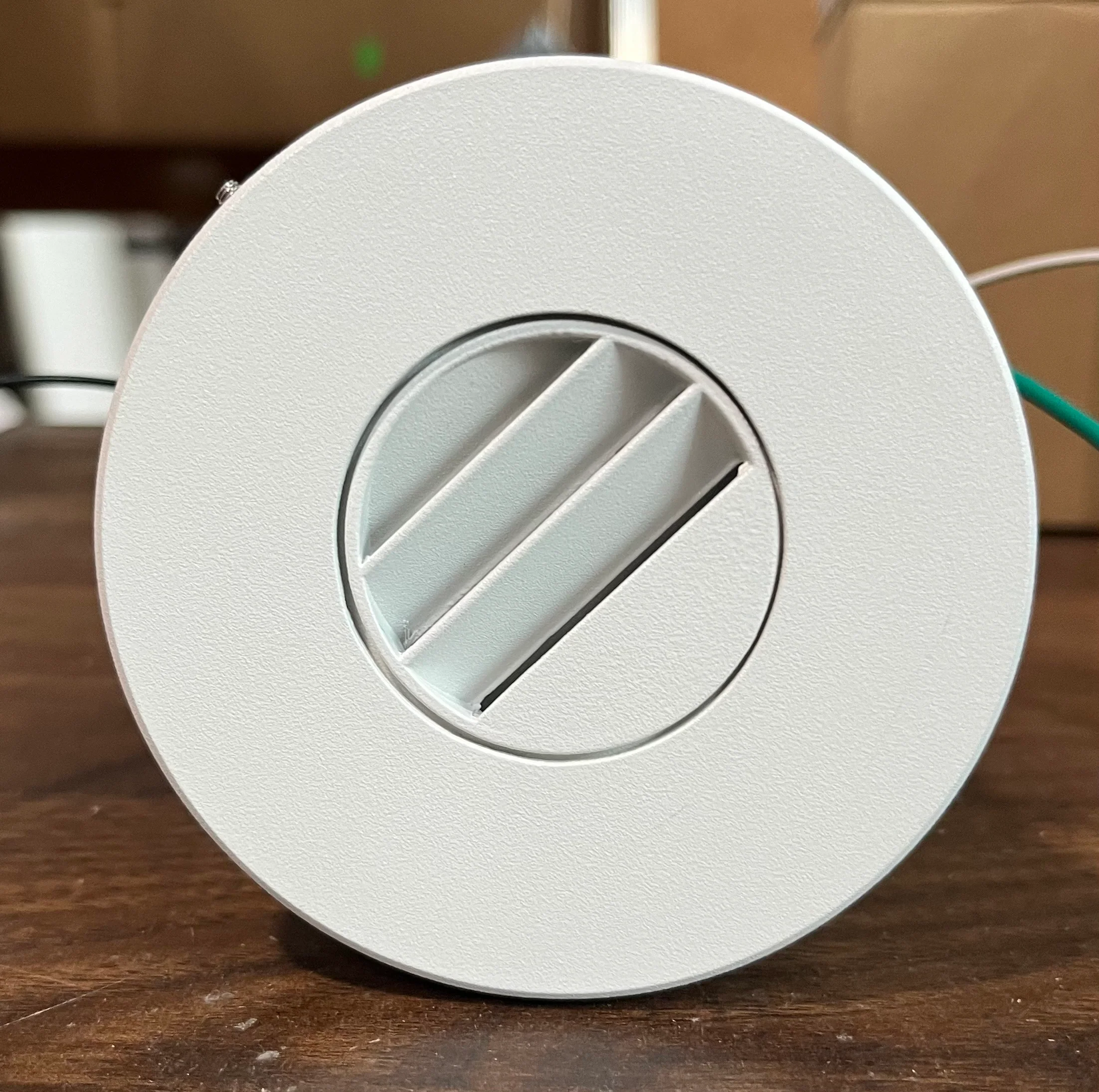 Dainolite Round LED Wall Light - Image 3