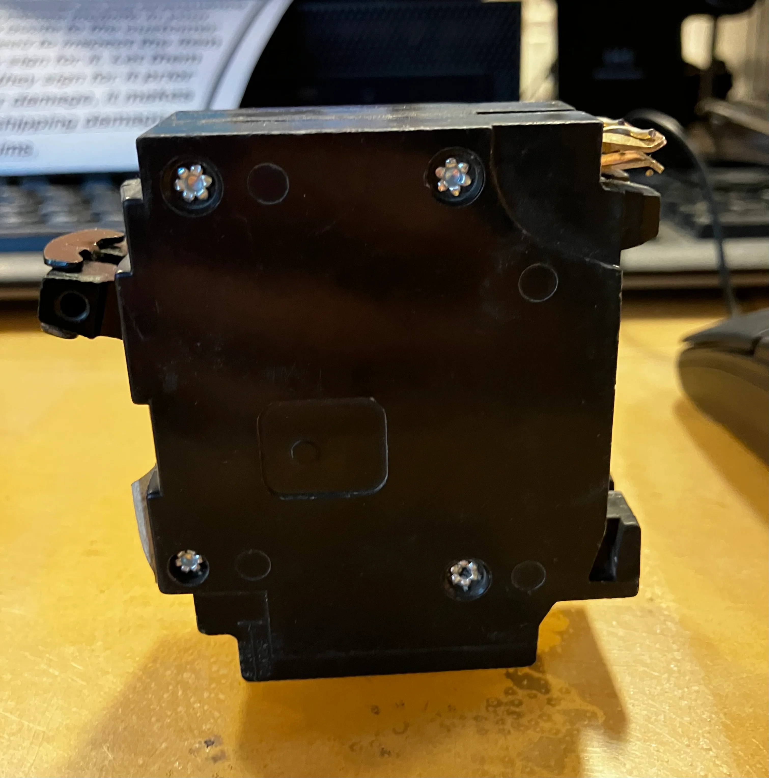 Siemens 20A 2 Pole 120/240V Blue-Line Breaker (Used) - Image 3