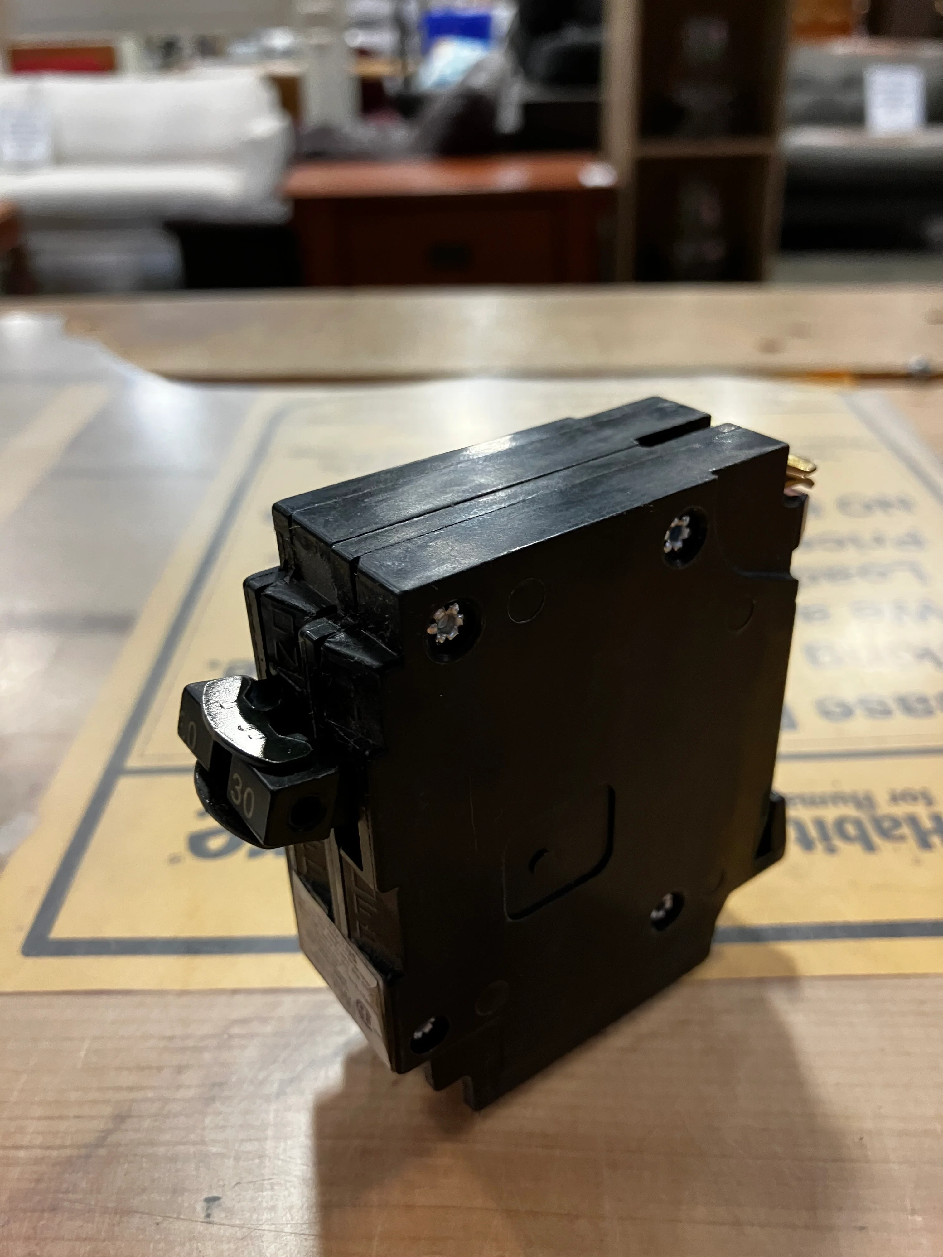 Siemens 20A 2 Pole 120/240V Blue-Line Breaker (Used) - Image 5